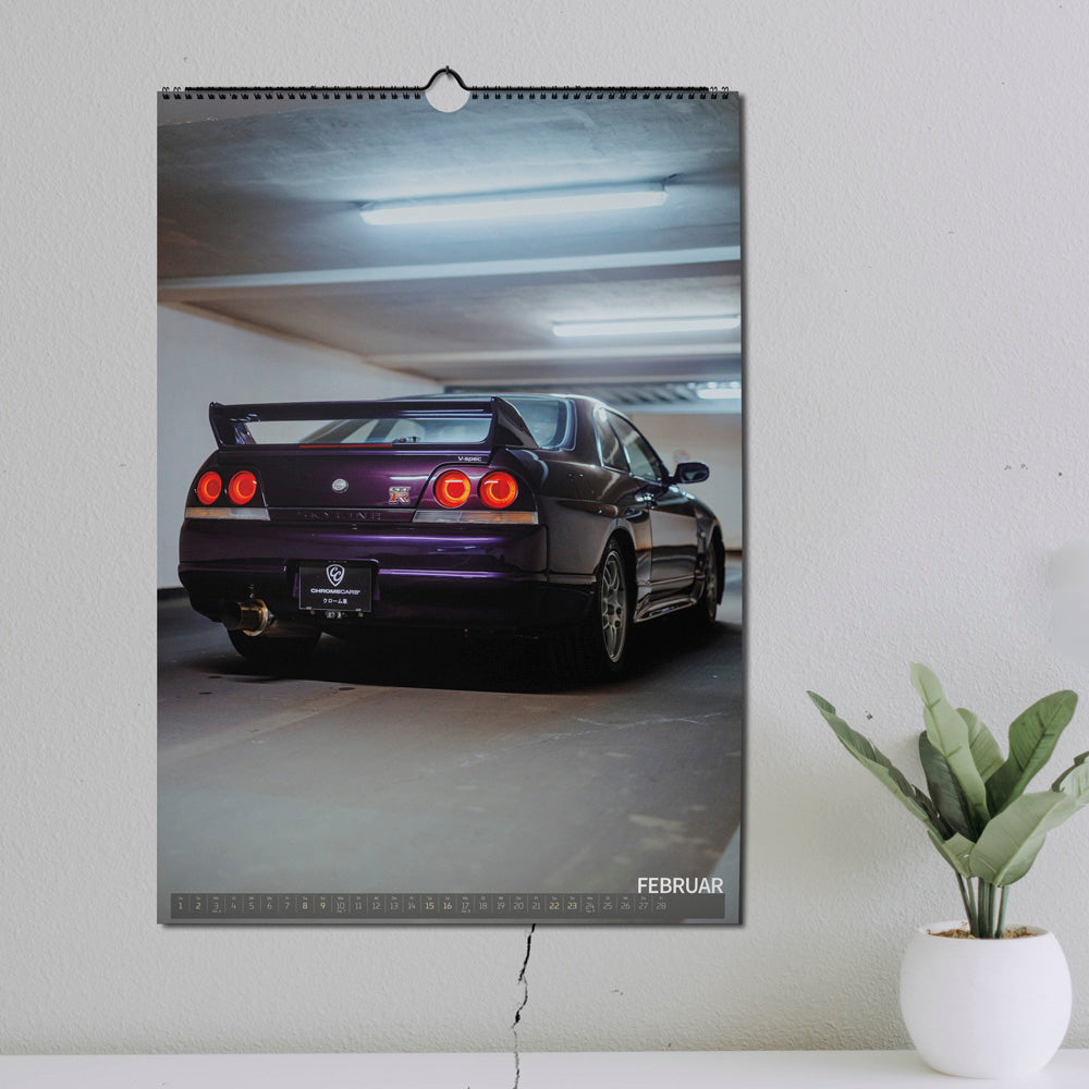 ChromeCars® Wandkalender - Nissan Skyline R33 GT-R V-spec MNPI - 2025 (DIN A2)