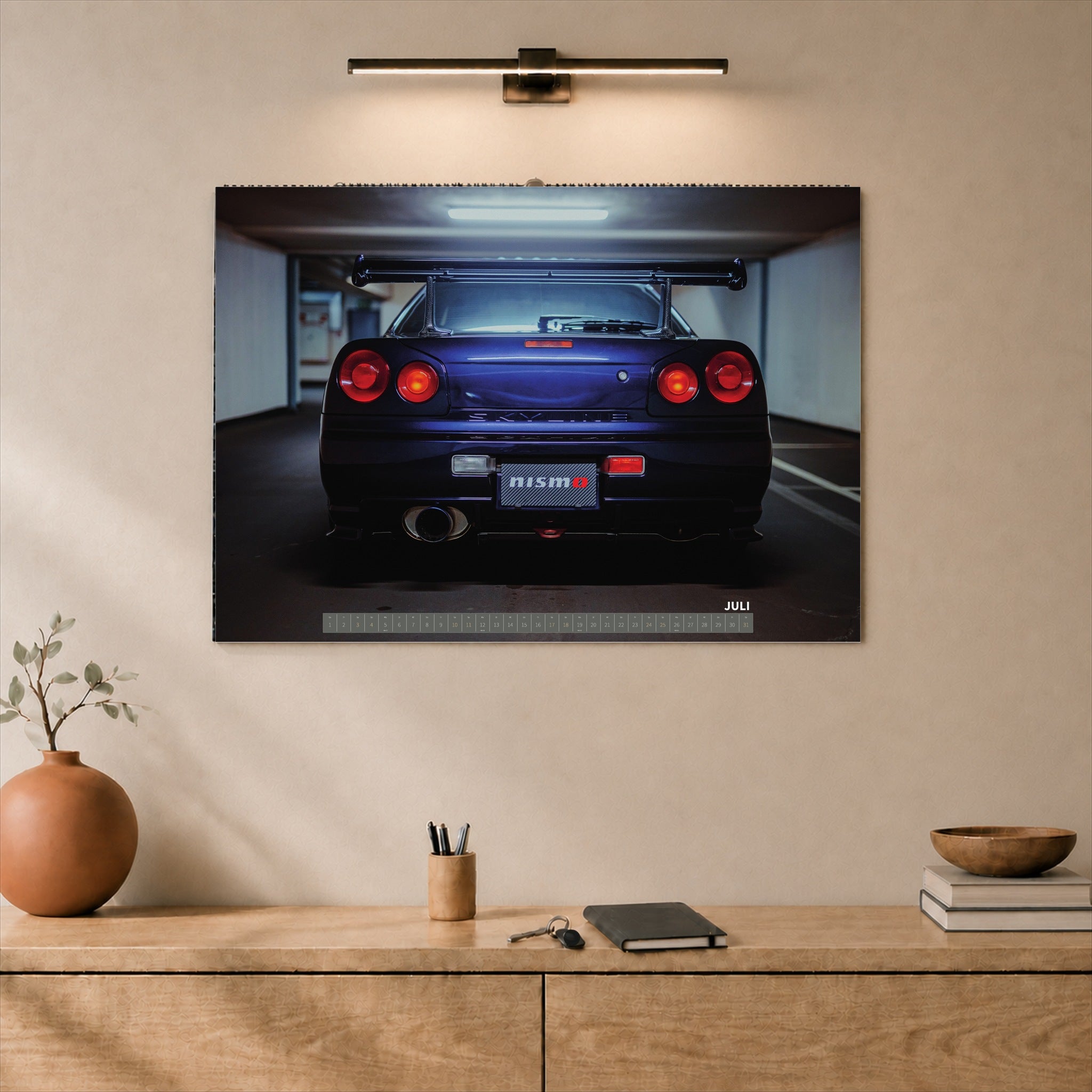 R34 GT-R CRS MPIII Kalender 2027 Landscape – Kalenderblatt juli als A2-Mockup
