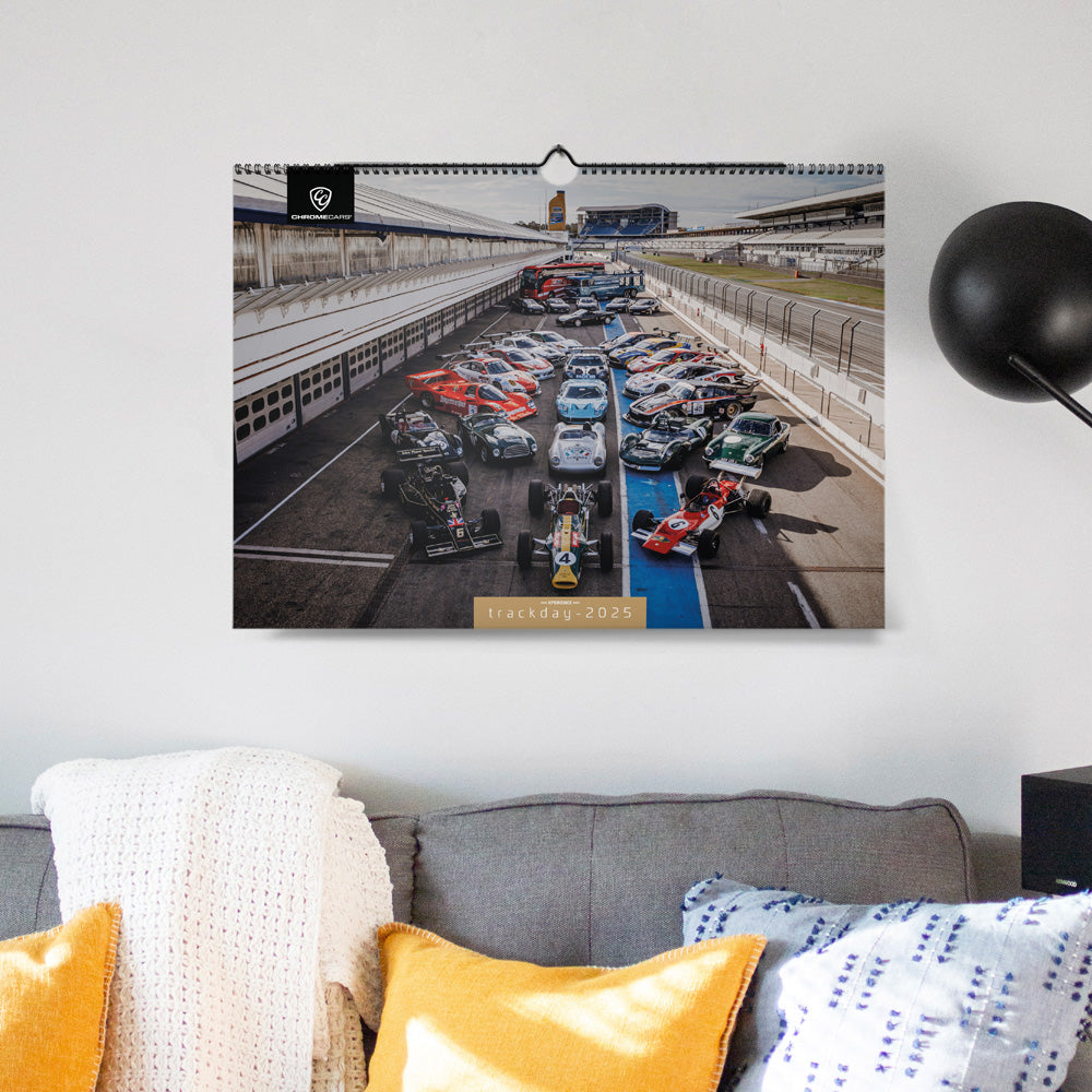 ChromeCars® Wandkalender "TRACKDAY" 2025 (DIN A2)