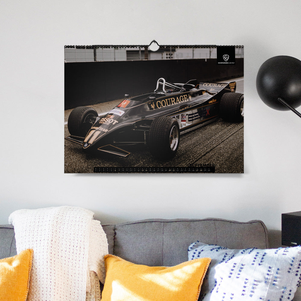ChromeCars® Wandkalender "BLACK&GOLD - LOTUS Collection" 2025 (DIN A2)