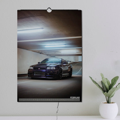ChromeCars® Wandkalender - Nissan Skyline R34 GT-R V-spec CRS MNPIII - 2025 (DIN A2)