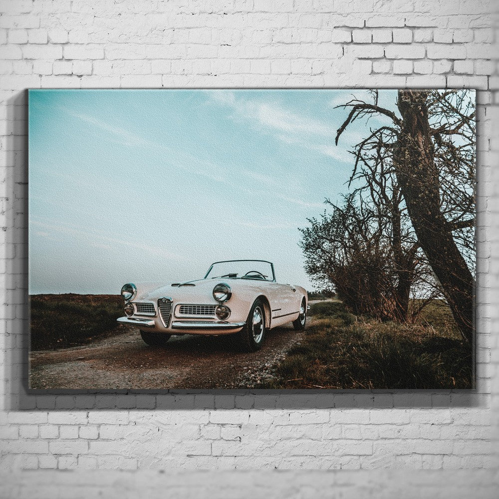 Giulietta Spider – Country Road als Wandmotiv